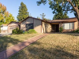 7220 Roca Way, Sacramento, CA 95842