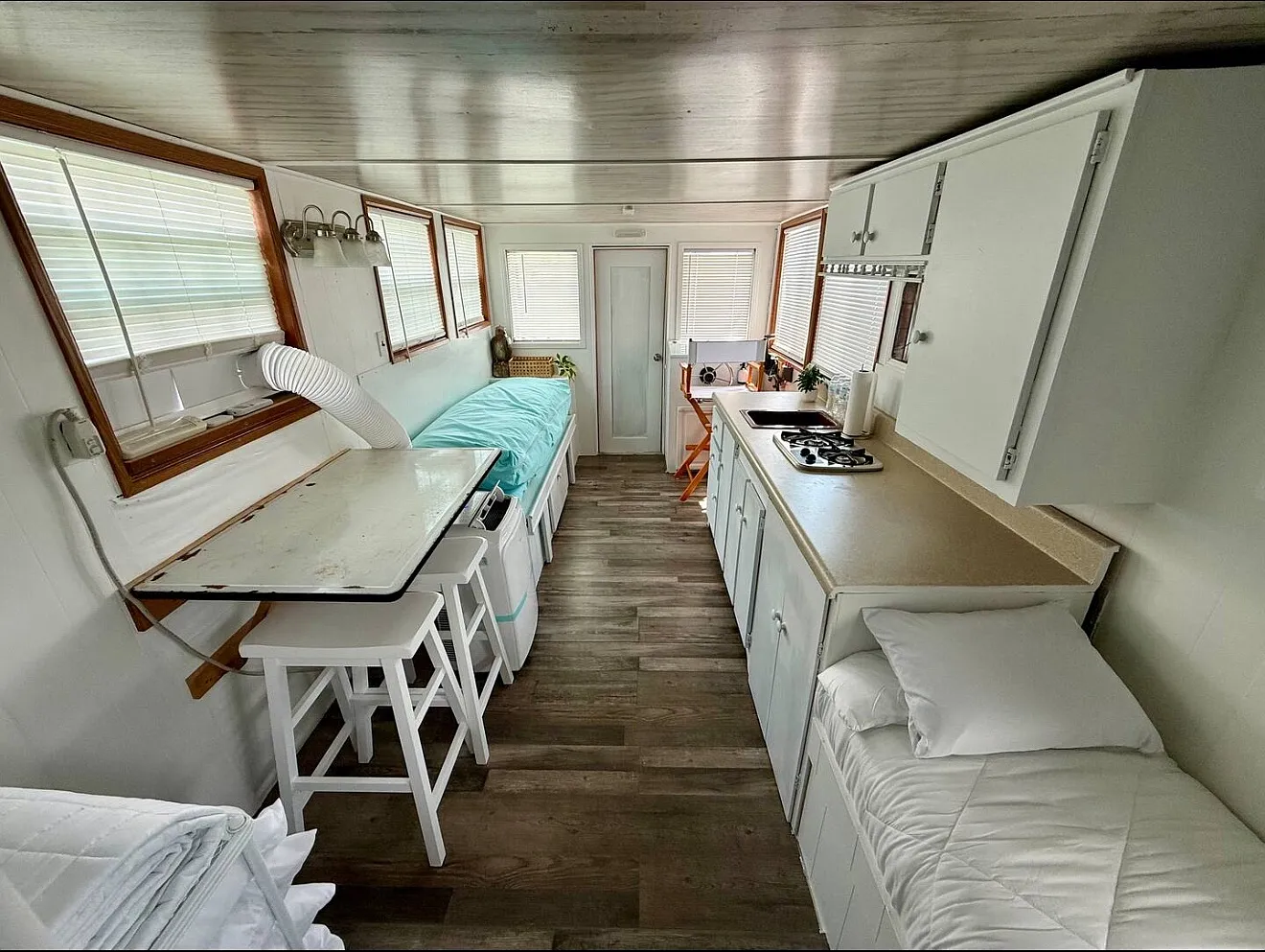 Studio, 300 sqft, $675 — Photo 3