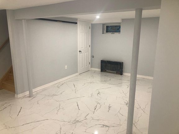 5th image of 172-17 73rd Ave
