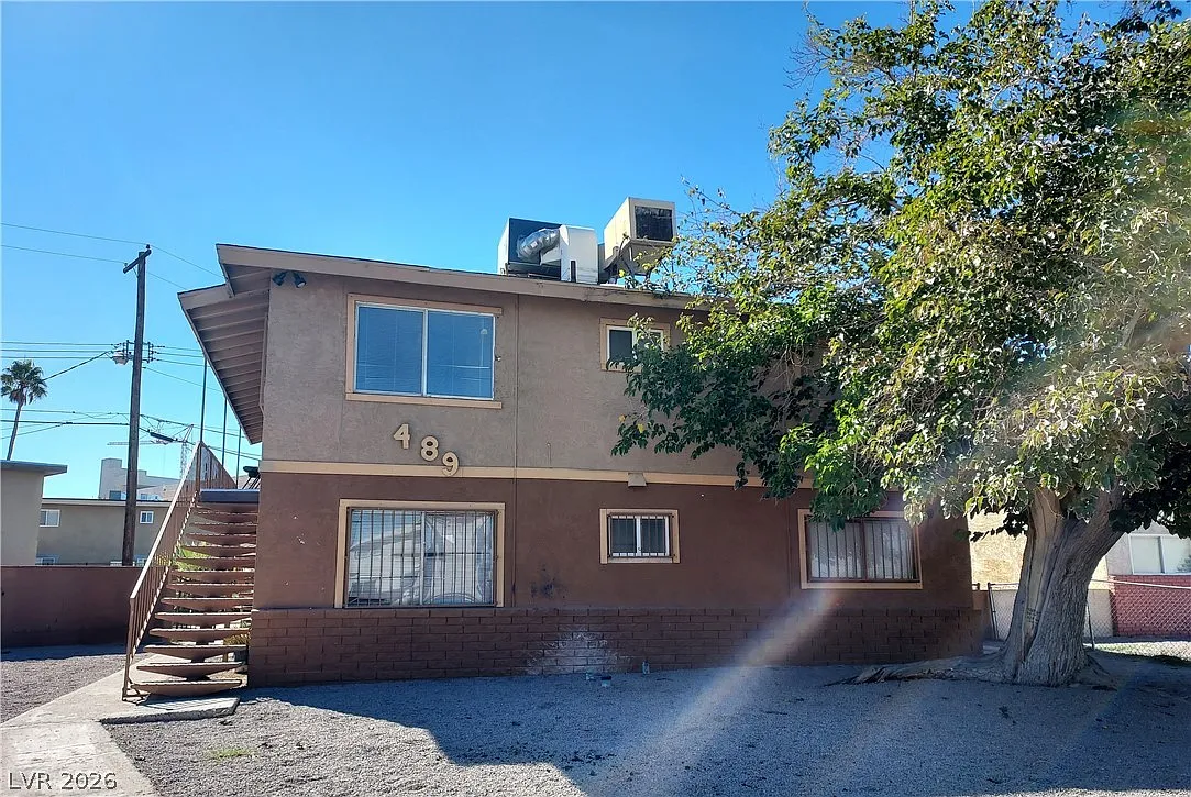 2 bed, 1.0 bath, 731 sqft, $795 — Photo 1