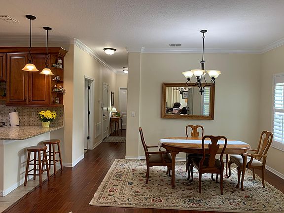 4th image of 3648 Solana Cir