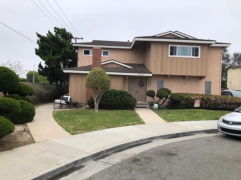 16522 Pro Cir #B — Photo 11