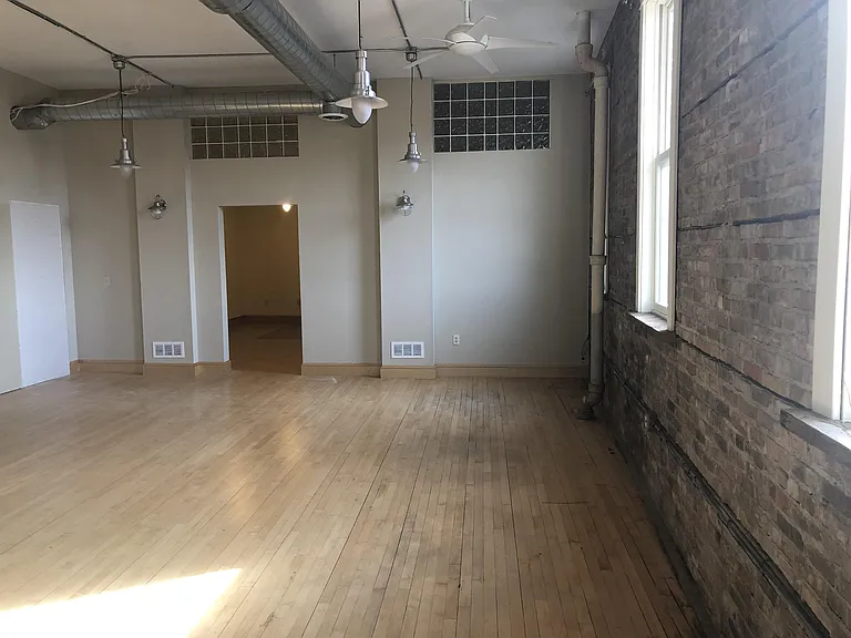 511 2nd St #207 — Photo 5