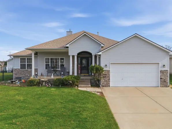 828 N Saddle Run St, Mulvane, KS 67110