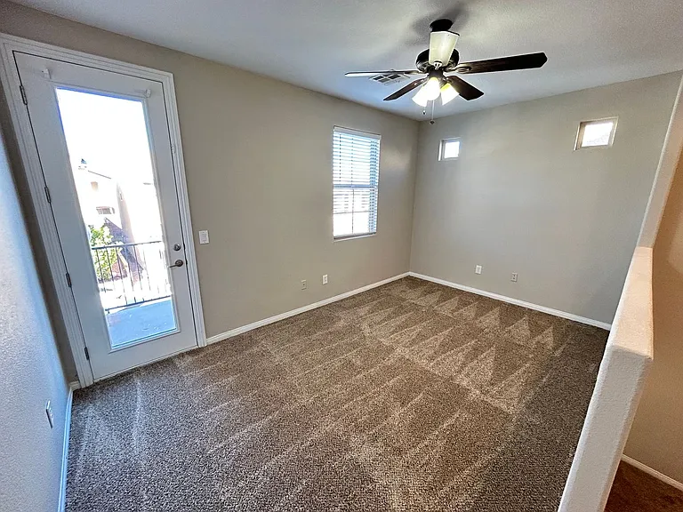 10743 Knickerbocker Ave — Photo 16