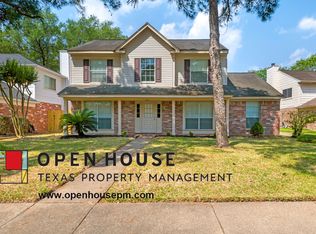 7607 Round Grove Ln, Houston, TX 77095