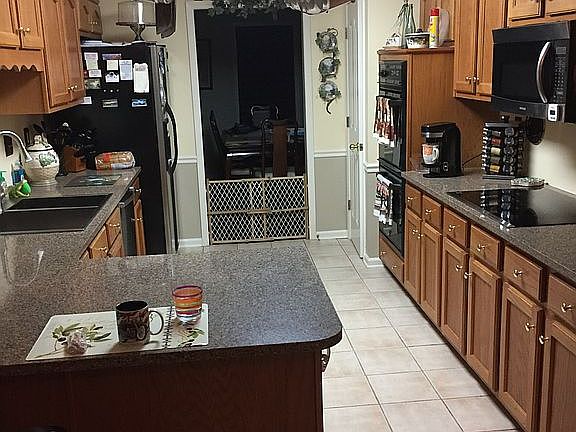 Quartz counter tops