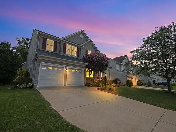3rd image of 44354 Ladiesburg Pl