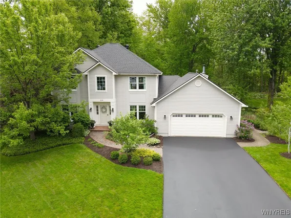 3118 Corlear Dr, Baldwinsville, NY 13027