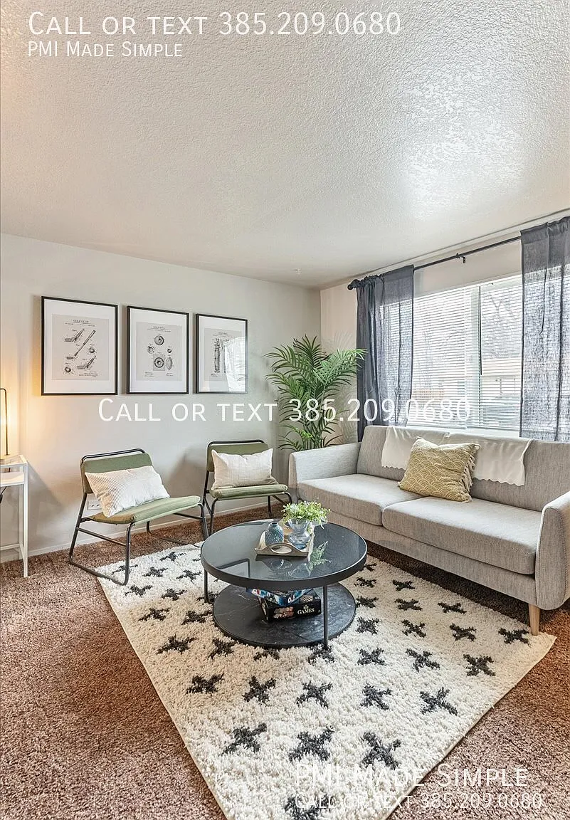 Cozy 2BR Apartment in quiet Ferron neighborhood! — Photo 4