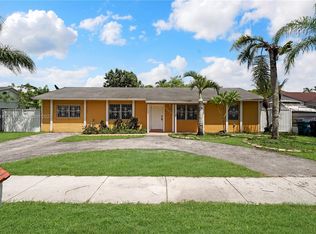 6605 SW 151st Ct, Miami, FL 33193