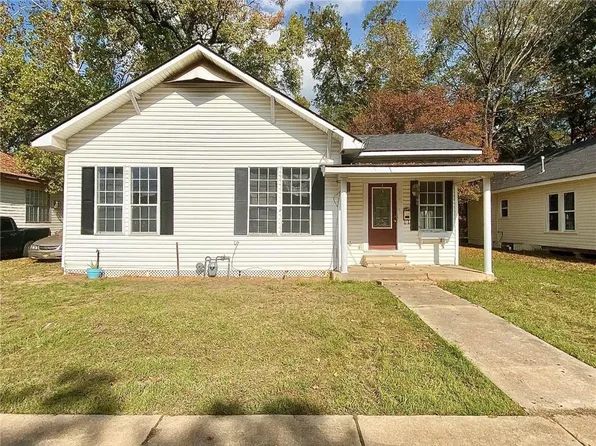 108 Valley St, Pineville, LA 71360
