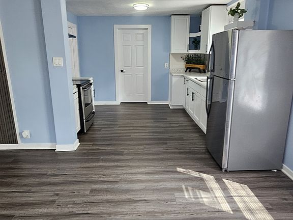 5th image of 3751 N Sadlier Dr