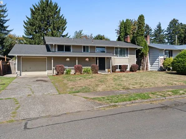 19105 NE Clackamas St, Portland, OR 97230