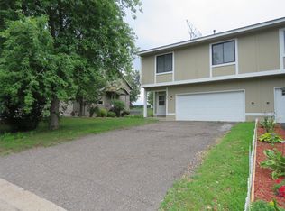 7432 Vinewood Ln N, Maple Grove, MN 55311