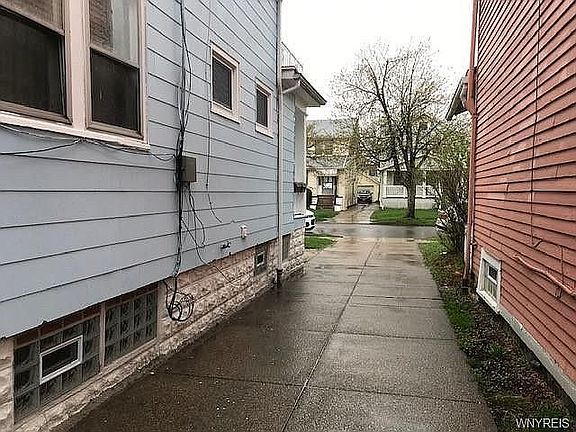 4th image of 253 Shirley Ave