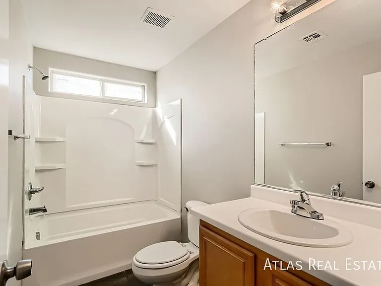 3528 Colby Creek Ave — Photo 17