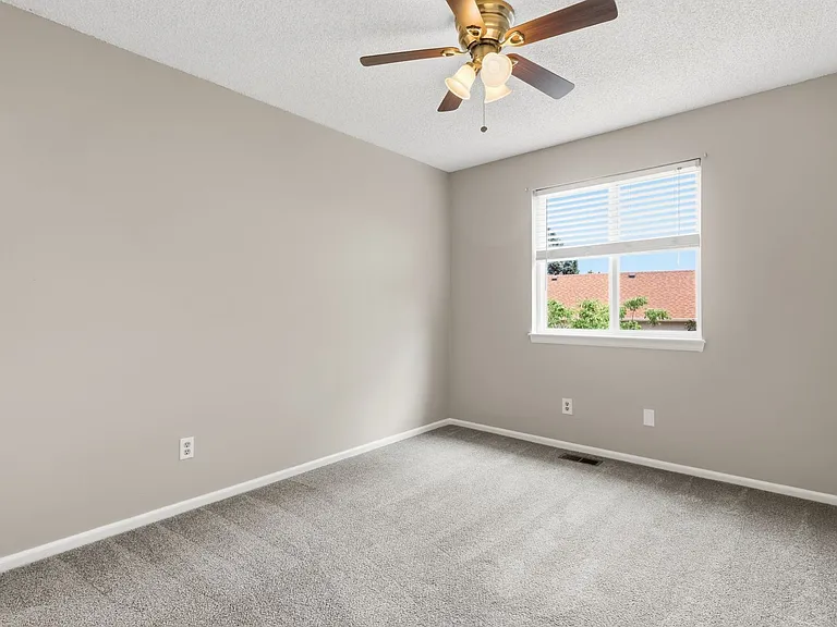 4594 S Richfield St — Photo 23