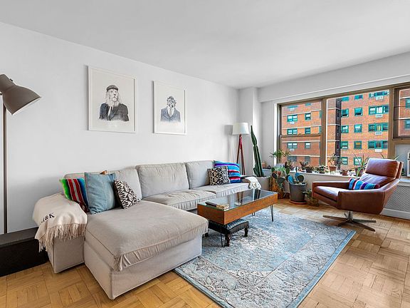 4th image of 125 Ashland Pl APT 9C
