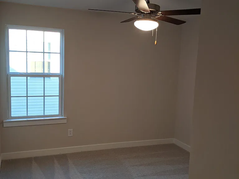 155 Country Oaks Ln — Photo 16