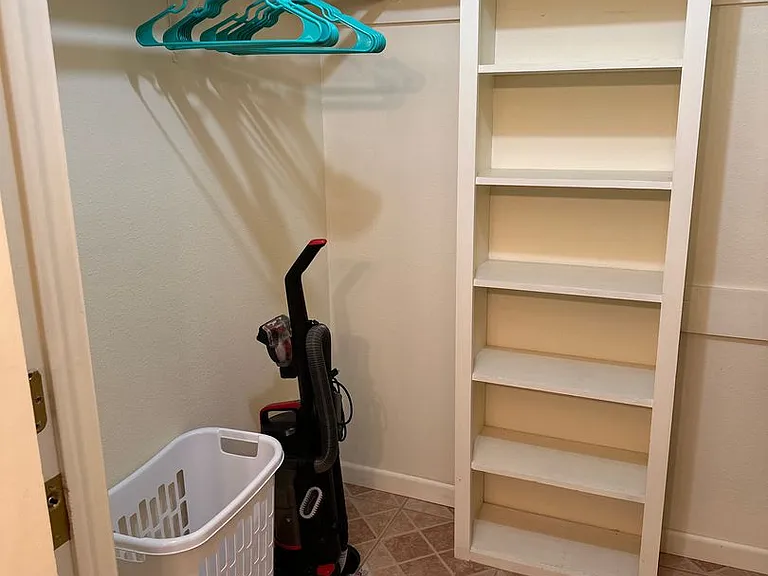 2301 Post Oak Rd #B — Photo 28