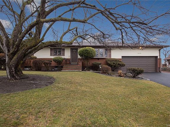 2nd image of 29 Hoke Dr