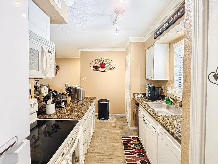 12100 Melville Dr #628 — Photo 13
