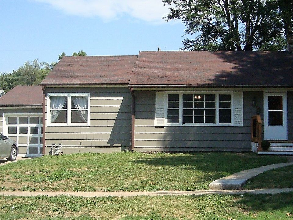 1st image of 3243 Sacramento St