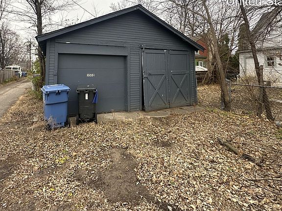 5th image of 3532 10th Ave S