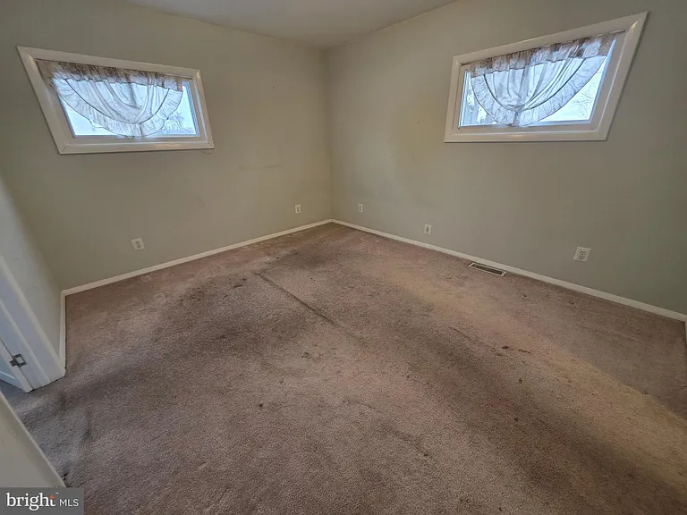 513 W Butler Ave — Photo 7