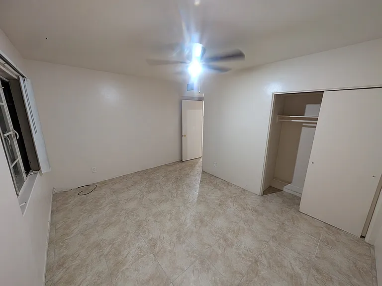 1309 W Osborn Rd — Photo 17