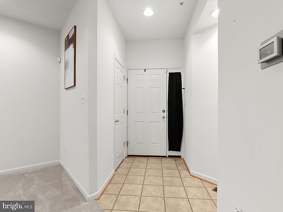3rd image of 4729 Thistle Hill Dr