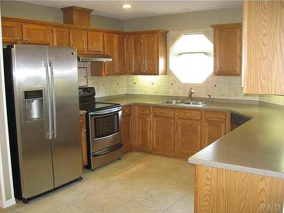 2nd image of 9049 Allegheny Ave