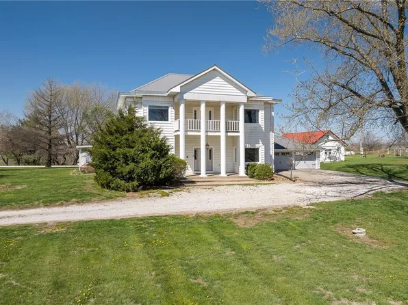 6585 NE Catawba Rd, Breckenridge, MO 64625