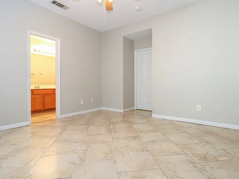 1000 Chelsea Dr — Photo 9