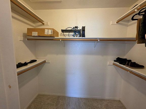 5th image of 406 Atkinson Ave