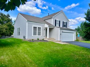 1793 Delta Dr, Aurora, IL 60503