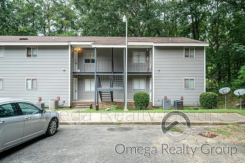 Heather Oaks Apartments — Photo 1