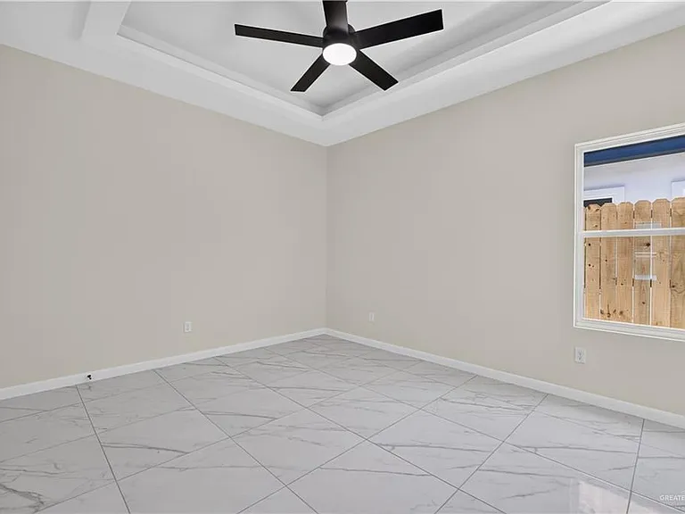 1215 S Woodland Dr #2 — Photo 16