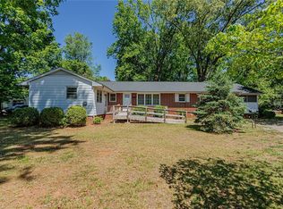 1100 S 5th St, Mebane, NC 27302