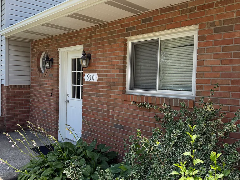 550 Wises Grove Rd — Photo 8