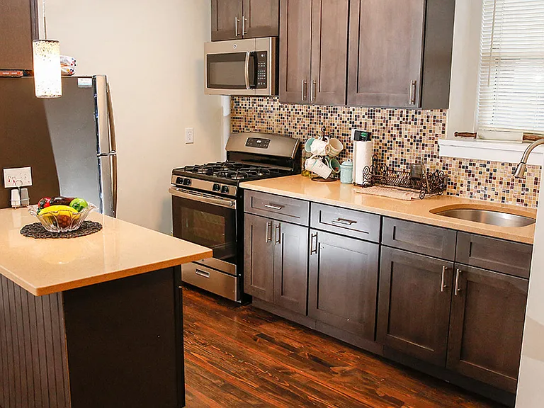 Glenwood Gardens Apartments — Photo 1