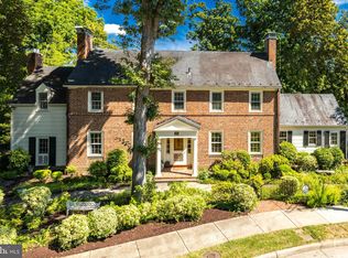 6237 Radcliff Rd, Alexandria, VA 22307