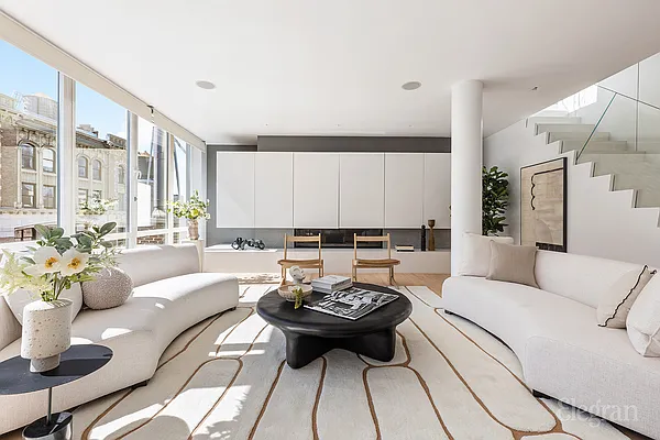 Sold by Elegran | media 3