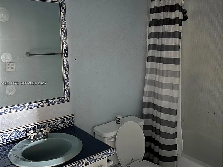 1465 NE 123rd St #515 — Photo 6