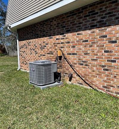 5th image of 352-54 Woodland Dr