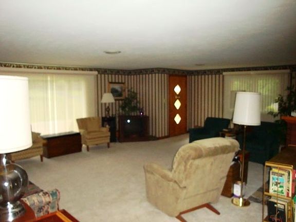 5th image of 701 Liberty St