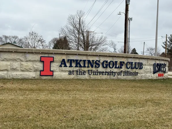 2718 River Birch Ln, Urbana, IL 61802