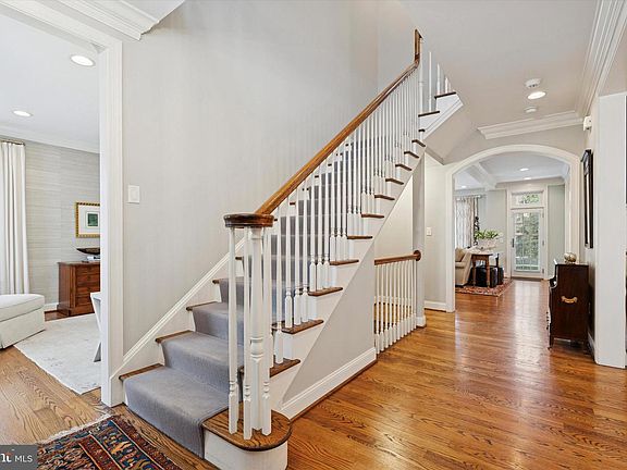 2nd image of 1436 County Line Rd