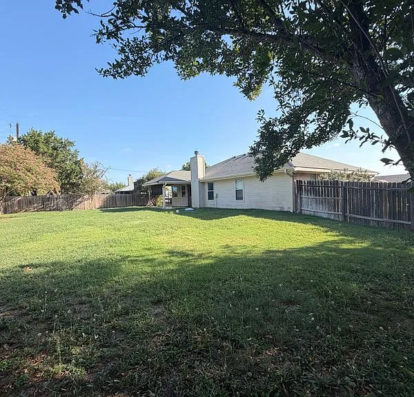 715 Lakeview Dr — Photo 26
